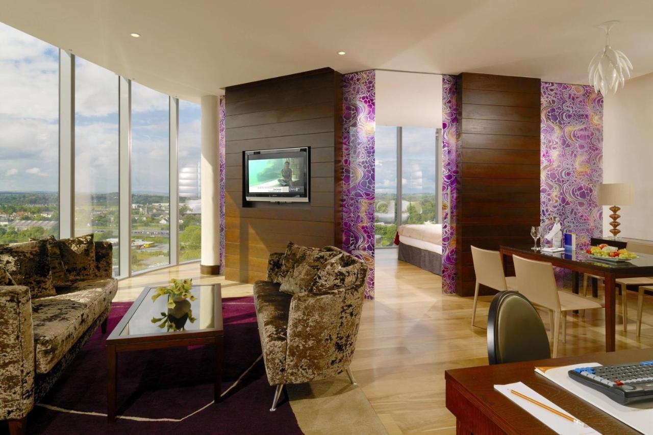 Sheraton Athlone Hotel Exterior foto