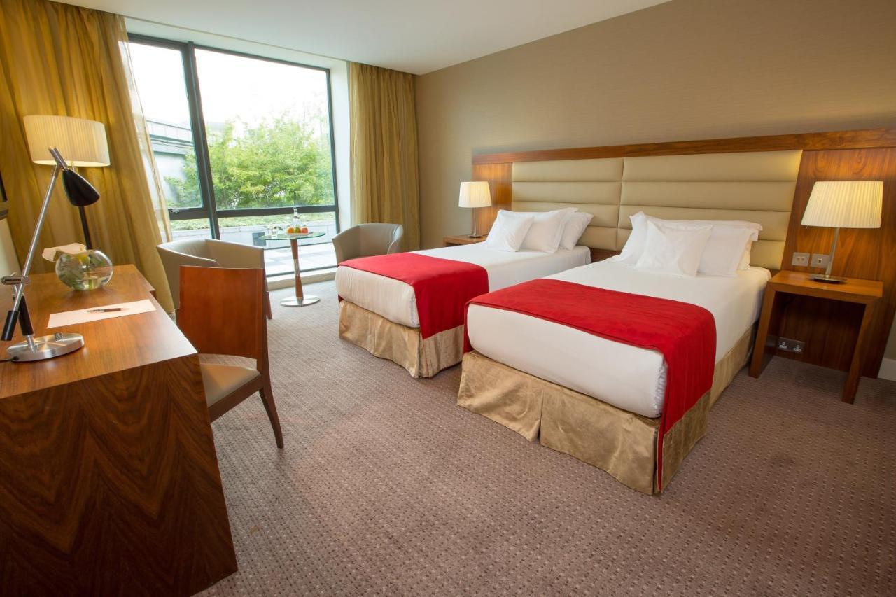 Sheraton Athlone Hotel Exterior foto